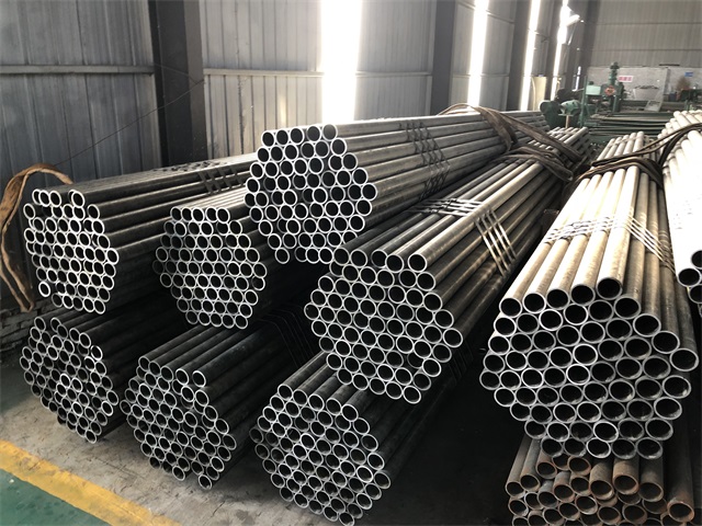 西宁小口径厚壁无缝钢管