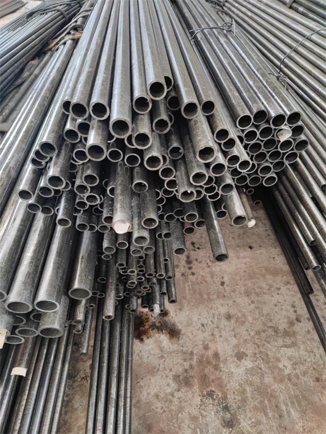 西宁精密光亮无缝钢管厂